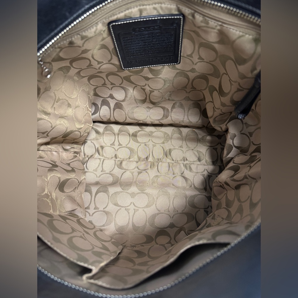 Coach Leatherware Black Leather Women’s  Tote/Handbag - Picture 8 of 8